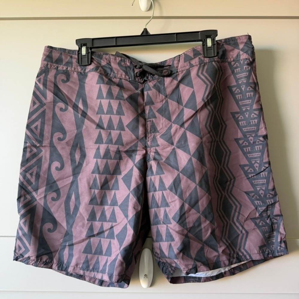 Hamakua Board Shorts Men 36 Burgundy Tribal Geometric Hawaiian Swim Trunks Aloha